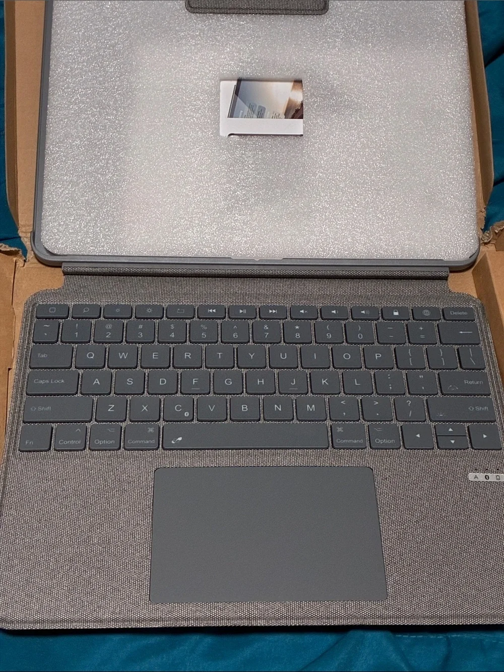 Gray Magnetic Detachable Tablet Keyboard Case
